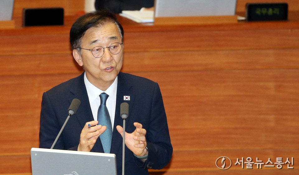 김윤덕 국토교통부 장관이 17일 오후 서울 여의도 국회 본회의에서 이언주 더불어민주당 의원의 대정부 질문에 답변하고 있다. (2025.09.17) / 사진 = 서울뉴스통신 신현성 기자