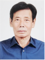 부산시는 '칠(漆) 분야'에서 오랜 기간 전통 기법을 이어오며 지역 공예 문화 발전에 기여한 윤성룡 윤슬 나전칠기 대표를 2025년도 ‘부산시 공예명장’으로 15일 선정했다고 밝혔다.