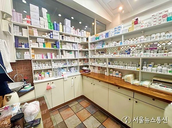 최근 5년간 의약품 중독으로 병원을 찾은 환자가 8만 명을 넘은 것으로 나타났다. 특히 10대 청소년 환자가 40% 가까이 급증해 관리·감독 강화가 필요하다는 지적이 제기됐다. (사진은 기사와 무관-약국) / 사진 = 서울뉴스통신 DB