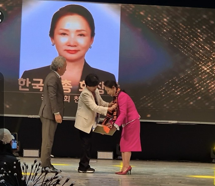 천명선 명무 표창장 수상사진2025.10.21, snakorea.rc@gmail.com , *재판매 및 DB 금지