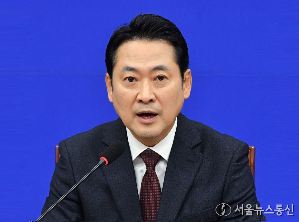 장동혁 국민의힘 대표가 23일 서울 여의도 국회에서 열린 최고위원회의에서 발언하고 있다. (2025.10.23) / 사진 = 서울뉴스통신 이민희 기자