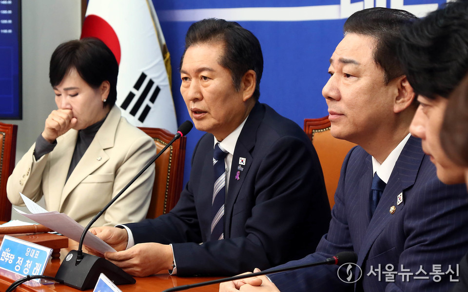 정청래 더불어민주당 대표가 27일 서울 여의도 국회에서 열린 최고위원회의에서 발언하고 있다. (사진=신현성 기자) 2025.10.27, snakorea.rc@gmail.com , *재판매 및 DB 금지