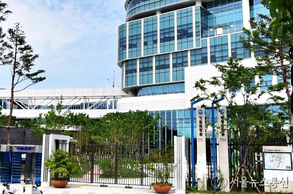 정부세종청사 중앙동 기획재정부 전경 / 사진 = 서울뉴스통신 DB