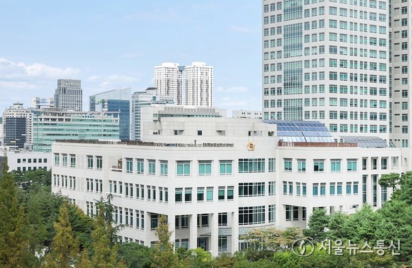 대전시의회 전경(남문). 2025.11.03, snakorea.rc@gmail.com , *재판매 및 DB 금지