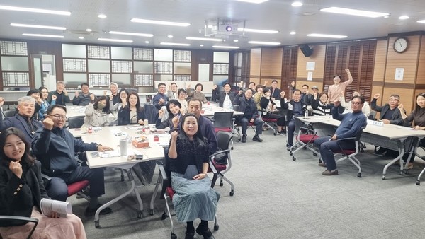 의정부시는 2025년 제3기 주민자치회 위원 구성을 마치고, 신규 위촉 위원을 대상으로 10월 30일부터 31일까지 이틀간 역량 강화 교육을 실시했다.