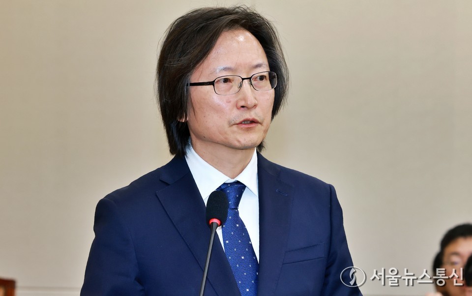 주병기 공정거래위원장이 28일 서울 여의도 국회에서 열린 정무위원회의 국가보훈부, 국무조정실 등 종합감사에서 의원 질의에 답하고 있다. (2025.10.28) / 사진 = 서울뉴스통신 이민희 기자 