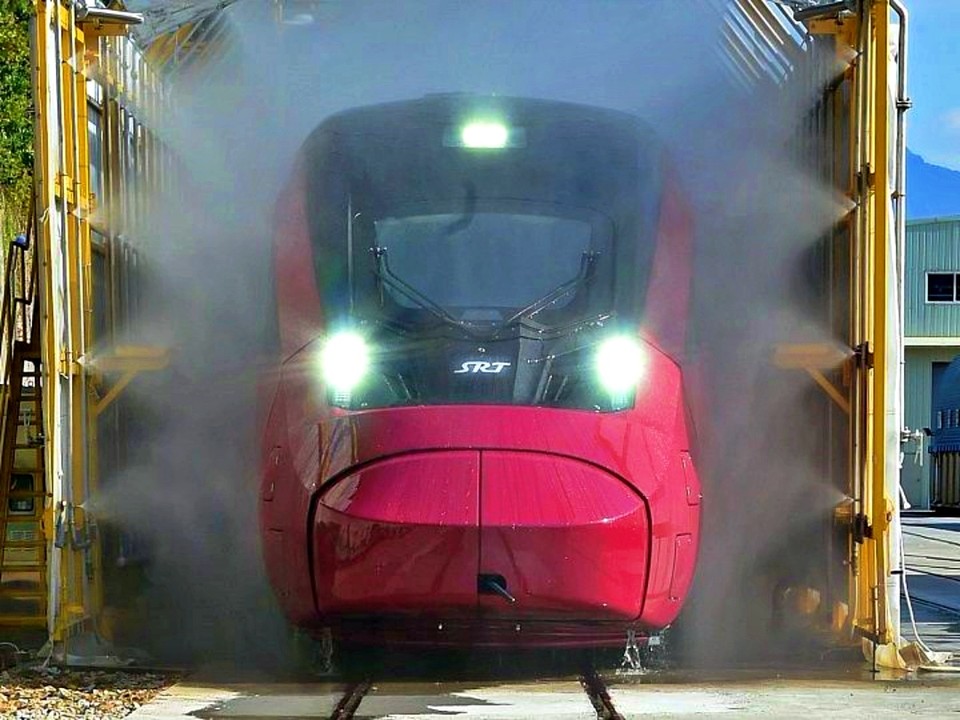 에스알은 지난 10월 31일(금) 경남 창원 소재 철도차량 검사장을 찾아 차세대 SRT ‘EMU-320’ 누수시험 현장을 점검했다. (2025.11.05) / 사진 = 에스알 제공