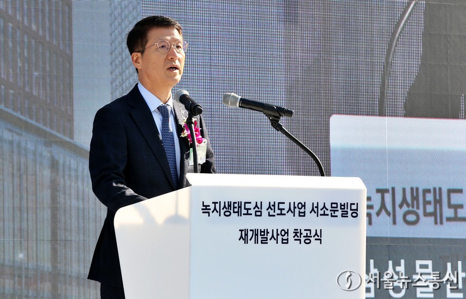 오세철 삼성물산 대표이사가 5일 서울 중구 서소문로 일대에서 열린 녹지생태도심 선도사업 서소문빌딩 재개발사업 착공식에서 환영사를 하고 있다. 2025.11.05, snakorea.rc@gmail.com , *재판매 및 DB 금지