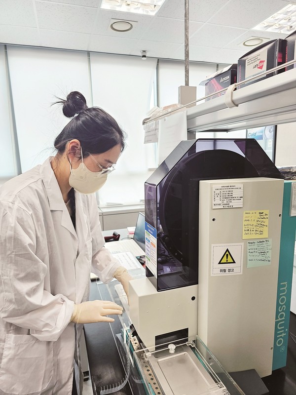 케이메디허브 신약개발지원센터의 단백질 3차 구조 규명 기술서비스가 큰 인기를 끌고 있다.