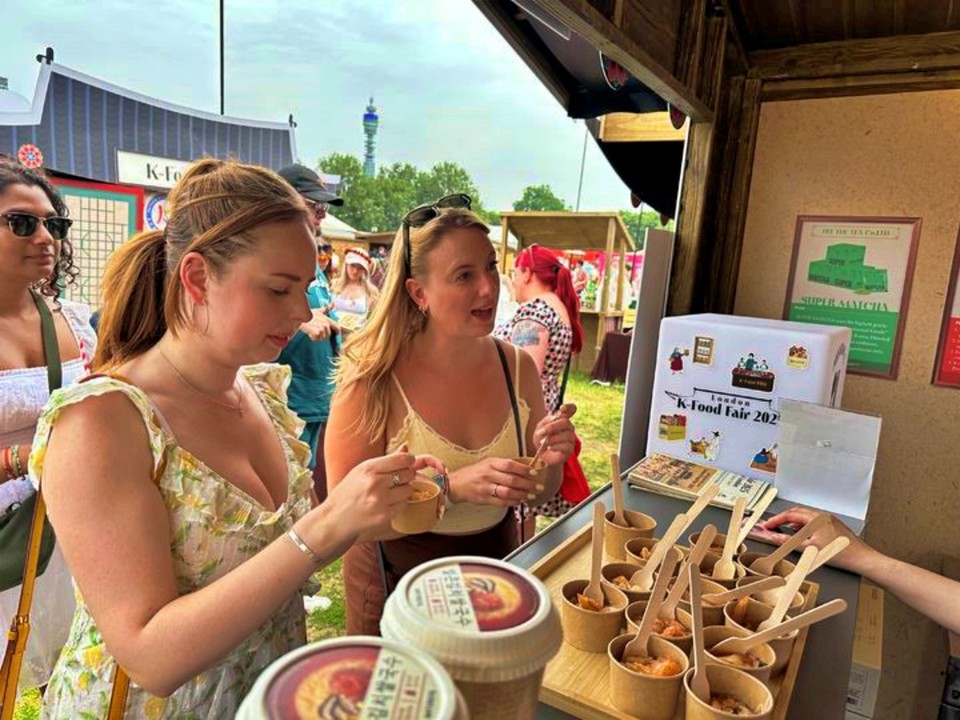 유럽 K-푸드 홍보부스 현장./ (사진 = 한국농수산식품유통공사 제공