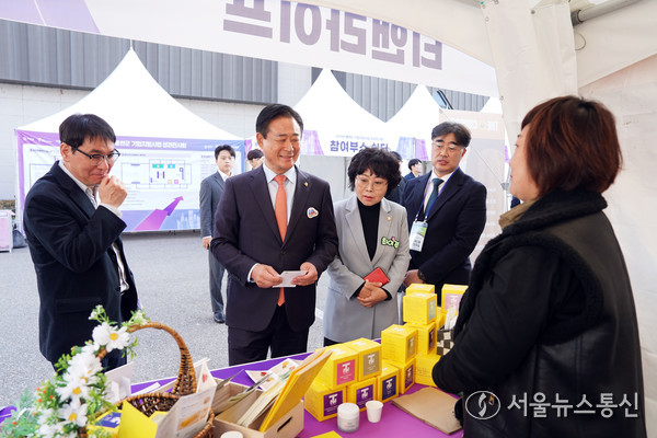 기업지원사업 성과전시회 / 사진 = 홍천군제공