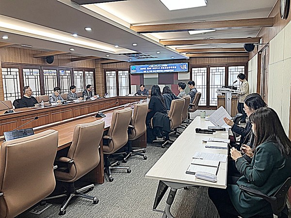 의정부시는 7일 시청 직곡홀(소회의실)에서 ‘2026년도 지방세 세입예산 추계분석 보고서’ 심의를 위해 지방세 심의위원회를 개최했다.