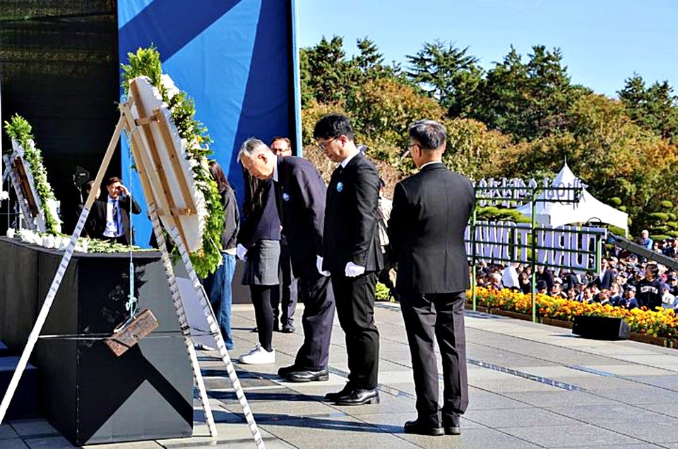 이중근 대한노인회장(부영그룹 회장)이 11일 부산 유엔기념공원에서 열린 '제19회 유엔 참전용사 국제 추모의 날' 기념식에 국민대표로 참석했다. (2025.11.10) / 사진 = 부영그룹 제공