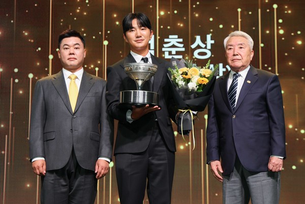 덕춘상 옥태훈 (사진 KPGA) 2025.11.12, snakorea.rc@gmail.com , *재판매 및 DB 금지