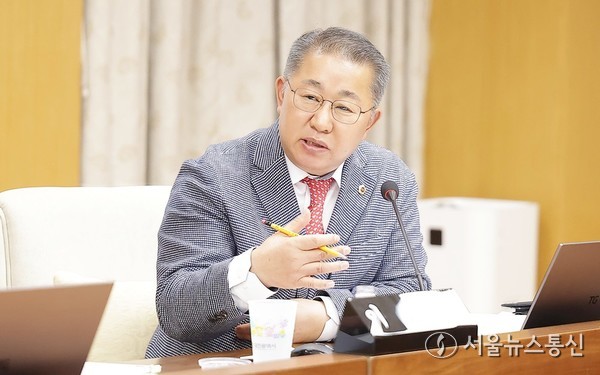 이한영 대전시의회 운영위원회 위원장. / 사진 = 대전시의회 제공 2025.11.14, snakorea.rc@gmail.com , *재판매 및 DB 금지