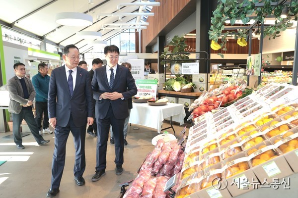 ▲수도권 해남배추 홍보(사진 = 해남군)2025.11.14, snakorea.rc@gmail.com , *재판매 및 DB 금지