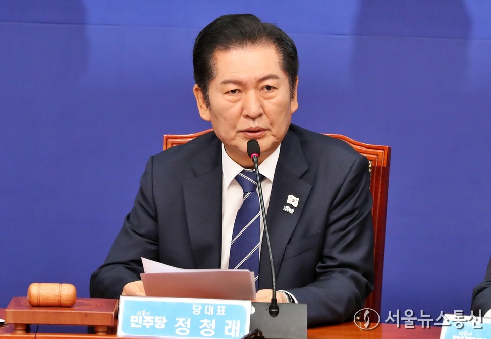 정청래 더불어민주당 대표가 10일 서울 여의도 국회에서 열린 최고위원회의에서 발언하고 있다. 사진=신현성 기자. 2025.11.12, snakorea.rc@gmail.com , *재판매 및 DB 금지