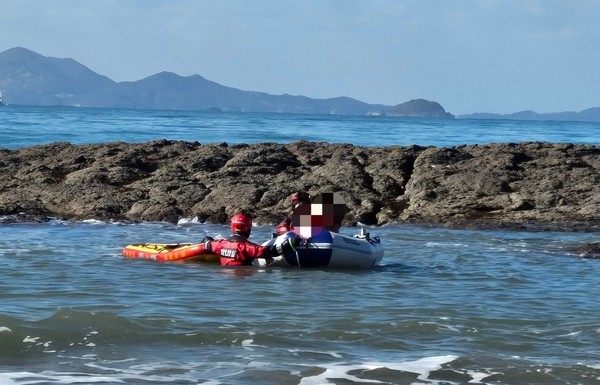 부안해경, 격포해수욕장 인근 고립자 신속 구조