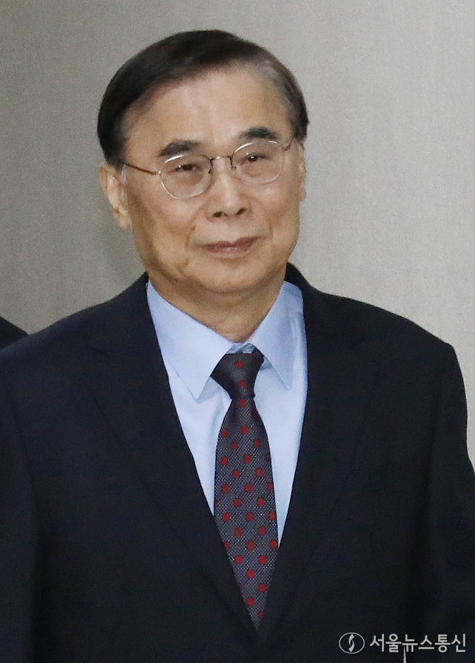 이종석 국가정보원장이 24일 서울 여의도 국회에서 열린 정보위원회 전체회의에 출석하고 있다. (사진=공동취재) 2025.11.24, snakorea.rc@gmail.com , *재판매 및 DB 금지