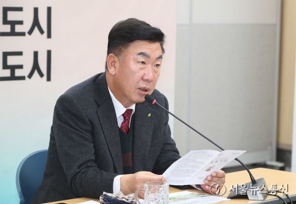 이범석 청주시장 사진(제공=청주시) *재판매 및 DB 금지