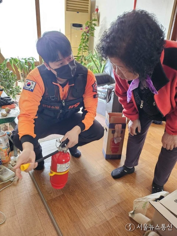 ▲생활안전순찰대 활동(사진 = 영암소방서)2025.11.25, snakorea.rc@gmail.com , *재판매 및 DB 금지