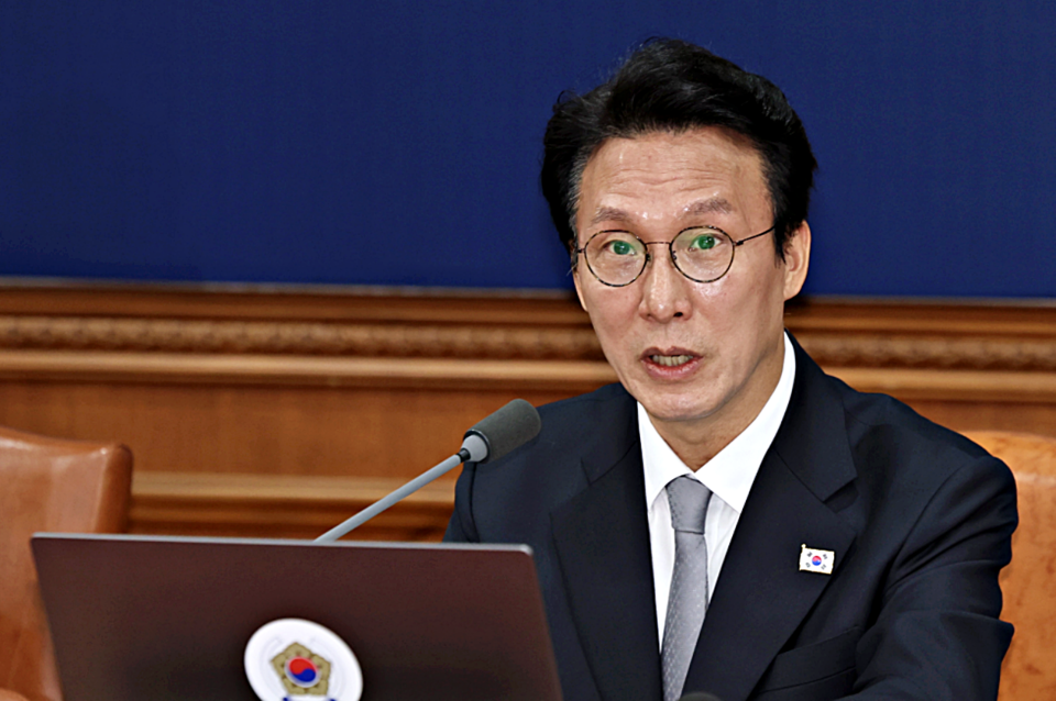 김민석 국무총리가 18일 세종대로 정부서울청사에서 열린 국무회의를 주재, 모두발언을 하고 있다. (2025.11.18) / 사진 = 국무총리실
