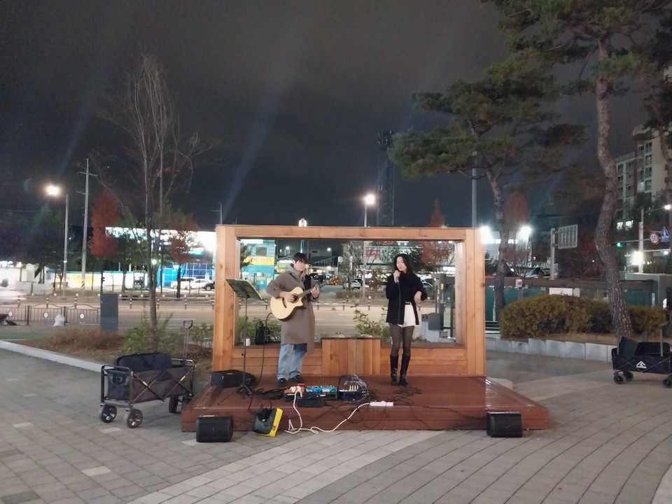 양주시, 수험생 위한 깜짝 버스킹 “수능 OFF, Dream ON” 개최 2025.11.25 / 양주시