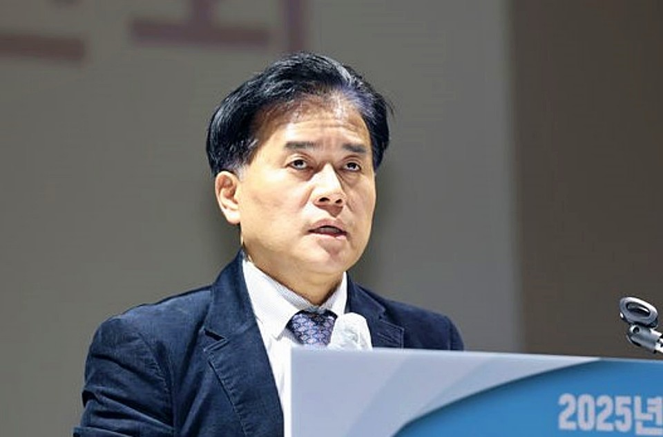 박용수 인사혁신처 차장이 4일 세종시 정부세종청사에서 열린 '2025년 정부 인재개발 담당관 연찬회'에서 인사말을 하고 있다. (2025.10.04) / 사진 = 인사처 제공